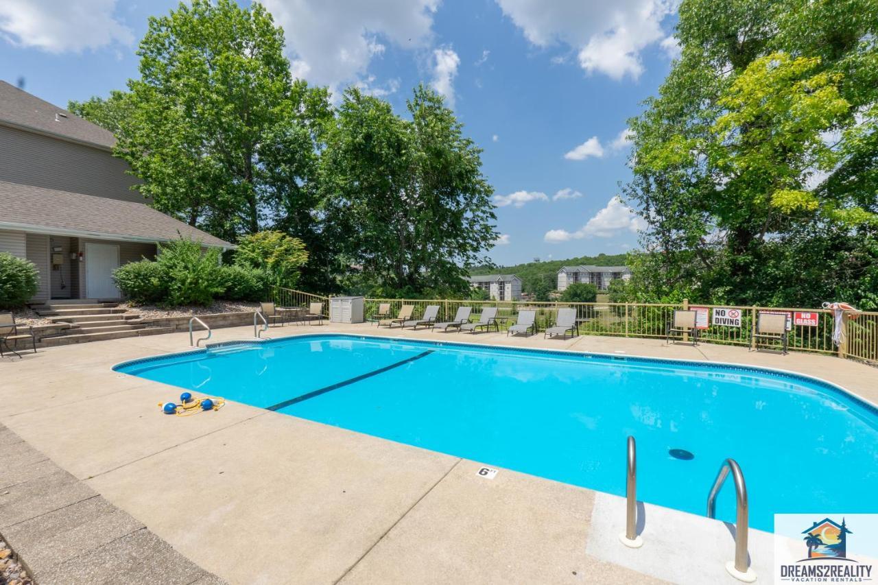 2Br Walk-In Condo - Near The 76 Strip - Free Wifi - Pool - Free Tickets Included - Clb-3 Branson Extérieur photo